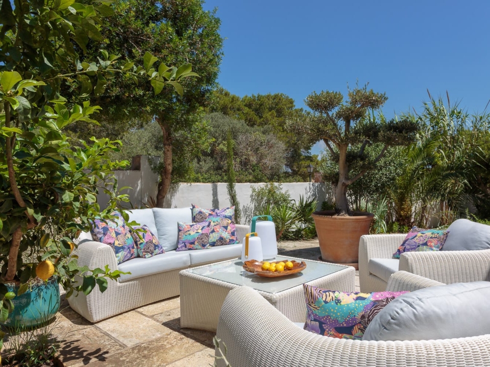 villa-calla-llombards-justine-knox-9