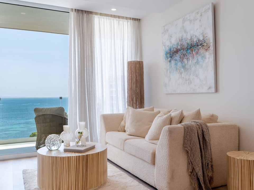 Justine Knox Torrenova