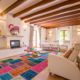 Walls in Mallorca Homes - Justine Knox